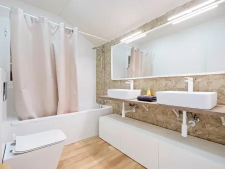 Villa 143m² piscine d'eau salée, 4 chambres - Sant Cebrià : photo 23