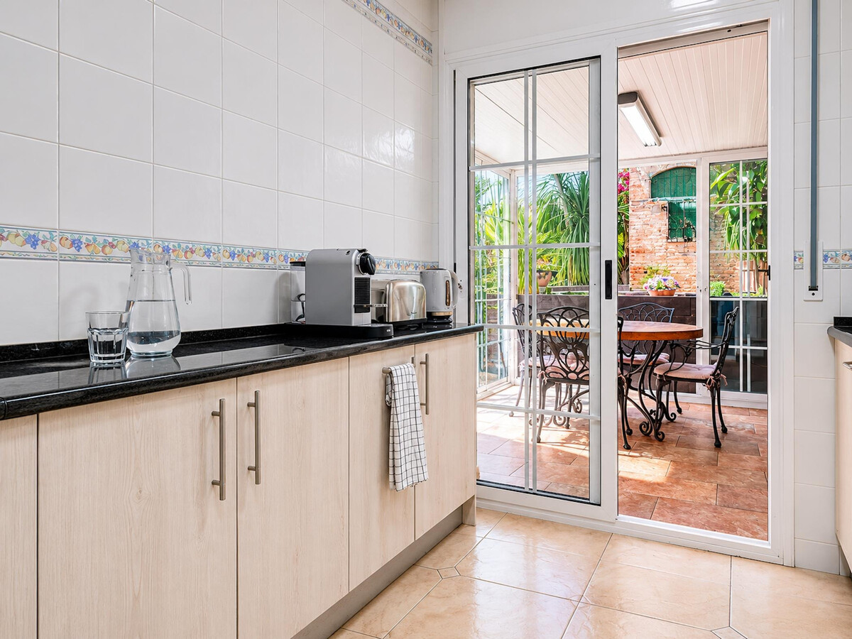 Maison avec piscine privée - 10 pers., Villa 10 personnes à Vilanova i la Geltrú - Photo 13