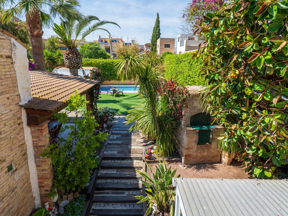 Maison avec piscine privée - 10 pers., Villa 10 personnes à Vilanova i la Geltrú - Photo 21