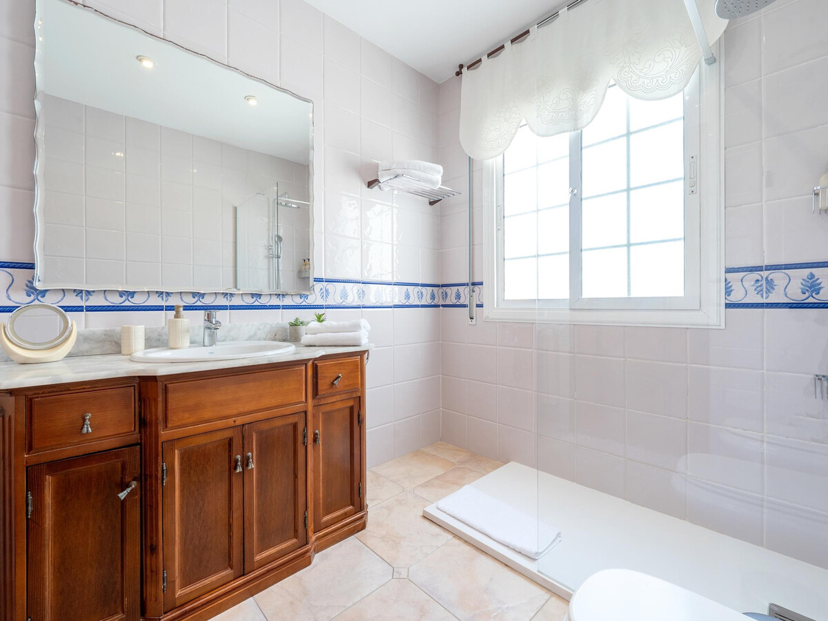 Maison avec piscine privée - 10 pers., Villa 10 personnes à Vilanova i la Geltrú - Photo 22