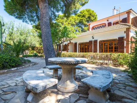 Villa Las Tres Cales, piscine 8x4 et parking : photo 3