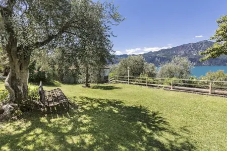 Appartement 1 pièce au bord du lac de Garde à Malcesine : photo 4