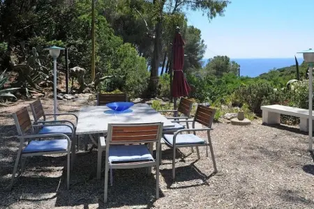 Maison 6 pers. en pinède avec vue mer à Capoliveri : photo 1