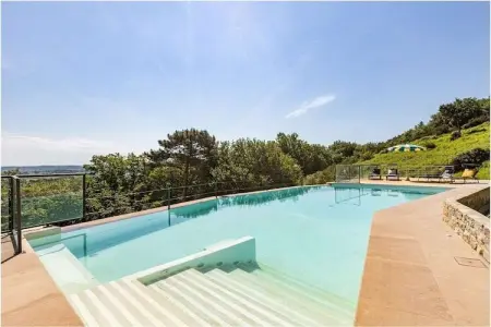 Maison Vicopisano : 2 chambres, piscine débordement : photo 1