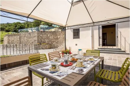 Maison Vicopisano : 2 chambres, piscine débordement : photo 12