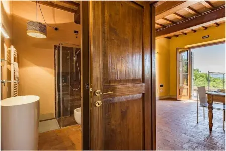 Maison Vicopisano : 2 chambres, piscine débordement : photo 18