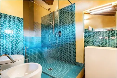 Maison Vicopisano : 2 chambres, piscine débordement : photo 26