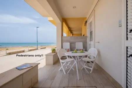Maison rénovée à 100 m de la mer, Donnalucata : photo 3