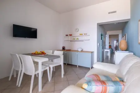 Maison rénovée à 100 m de la mer, Donnalucata : photo 4