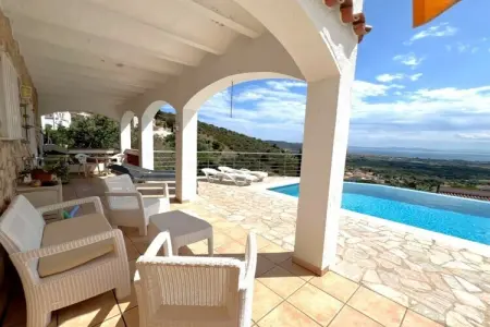 Appartement 70 m² vue baie de Roses avec piscine : photo 2