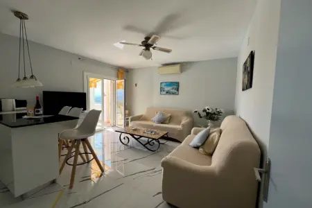 Appartement 70 m² vue baie de Roses avec piscine : photo 9