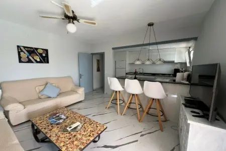 Appartement 70 m² vue baie de Roses avec piscine : photo 10