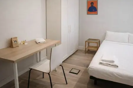 Chambre privée Madrid – Kitchenette et terrasse partagée : photo 6