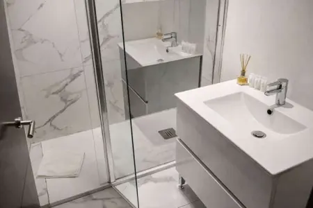 Chambre privée Madrid – Kitchenette et terrasse partagée : photo 8