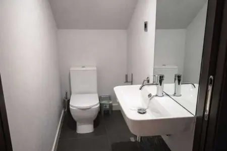 Chambre privée Madrid – Kitchenette et terrasse partagée : photo 15