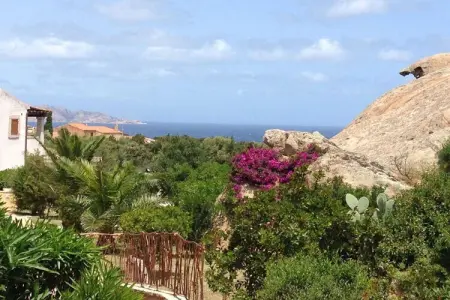 Maison 100 m² vue mer à Porto Cervo, jardin méditerranéen : photo 2