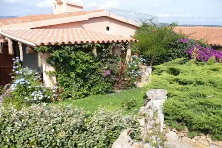 Maison en coquillage bord de mer, San Teodoro : photo 1