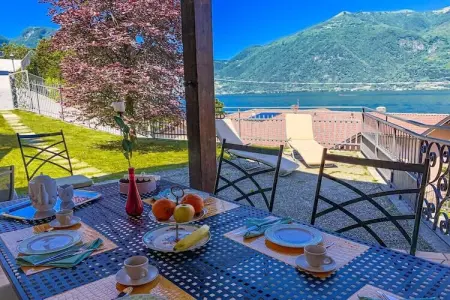 Maison 8 chambres avec piscine à 30m du lac à Lezzeno : photo 5