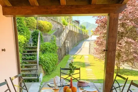 Maison 8 chambres avec piscine à 30m du lac à Lezzeno : photo 6