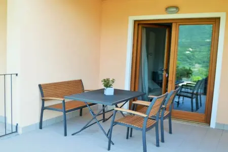 Maison avec terrasse et vue lac à Tremosine : photo 1