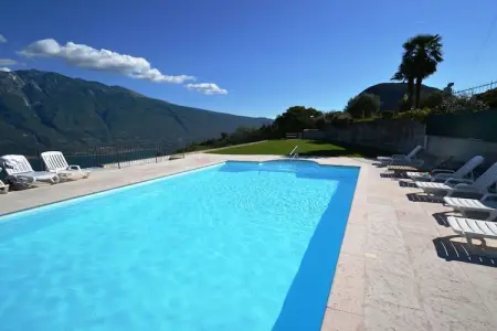 Appartement vue lac de Garde à Tremosine : photo 4