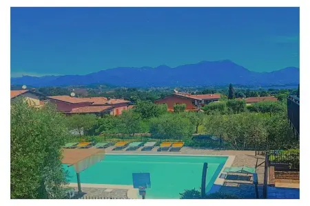Maison 5 personnes avec piscine à Manerba del Garda : photo 1