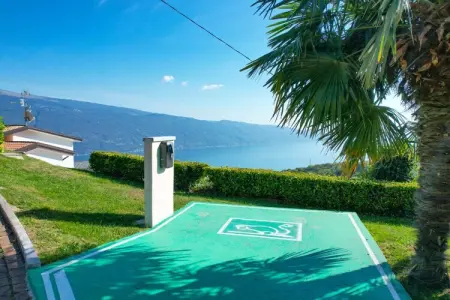 Maison avec balcon vue lac de Garde, Tignale : photo 3