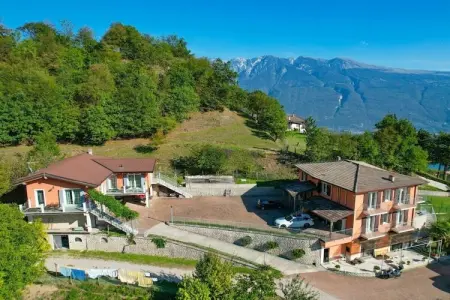 Maison avec balcon vue lac de Garde, Tignale : photo 9