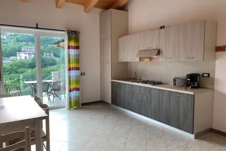 Maison avec balcon vue lac de Garde, Tignale : photo 11