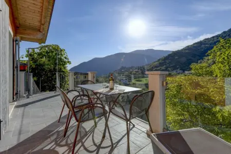 Maison avec balcon vue lac de Garde, Tignale : photo 23
