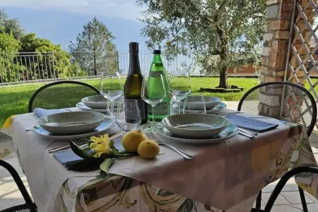 Appartement 4 personnes Gargnano vue lac et parking : photo 7
