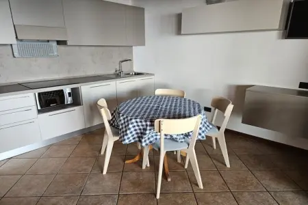 Appartement 4 personnes Gargnano vue lac et parking : photo 23