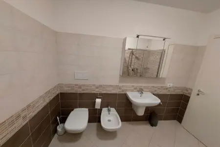 Maison vue lac avec terrasse bain à remous, Toscolano-Maderno : photo 10