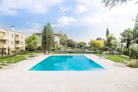 Maison vue lac avec terrasse bain à remous, Toscolano-Maderno : photo 14