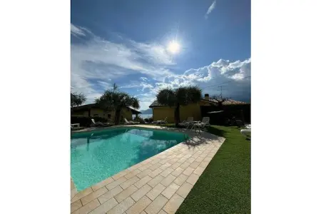 Maison avec piscine et vue lac de Garde à Brenzone : photo 7