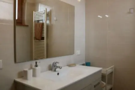 Appartement neuf 2 chambres avec terrasse couverte à Lazise : photo 15