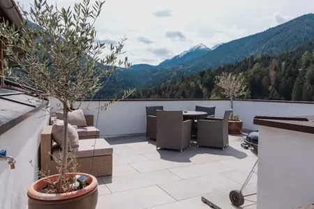 Maison de vacances ensoleillée avec terrasse à Lana : photo 18
