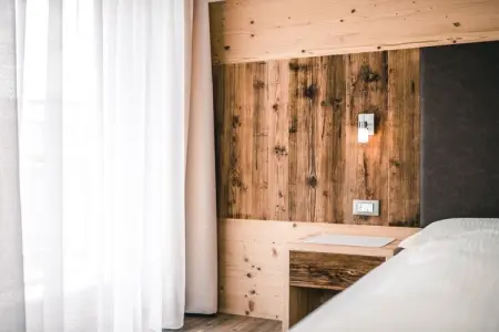 Appartement neuf à Wengen avec balcon sud et navette ski : photo 21