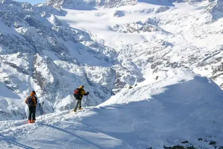 Appartement neuf à Wengen avec balcon sud et navette ski : photo 34