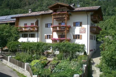 Maison Obergostnerhof à Klausen, 2 balcons vue vallée : photo 1