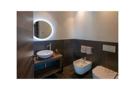 Maison Suite Dickens avec sauna et spa à Jenesien : photo 13