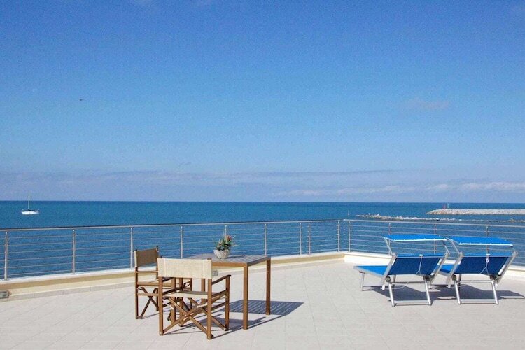Maison 5 pers. avec vue mer à San Vincenzo - Photo 2