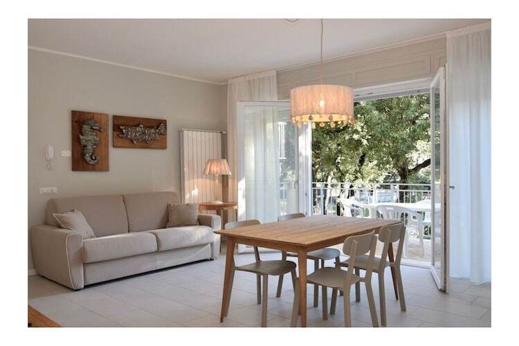 Maison Indaco à San Vincenzo, 2 chambres, terrasse - Photo 5