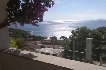 Maison 5 pers. Seccheto avec terrasse et accès plage : photo 2