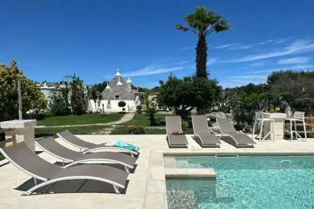 Trullo Suenn avec piscine privée à San Michele Salentino : photo 1