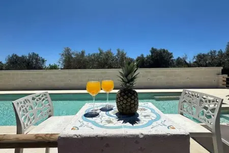 Trullo Suenn avec piscine privée à San Michele Salentino : photo 3