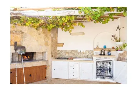 Trullo Suenn avec piscine privée à San Michele Salentino : photo 10