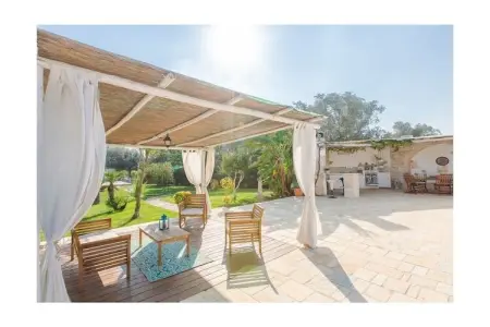 Trullo Suenn avec piscine privée à San Michele Salentino : photo 11