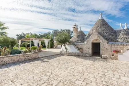 Trullo Suenn avec piscine privée à San Michele Salentino : photo 19