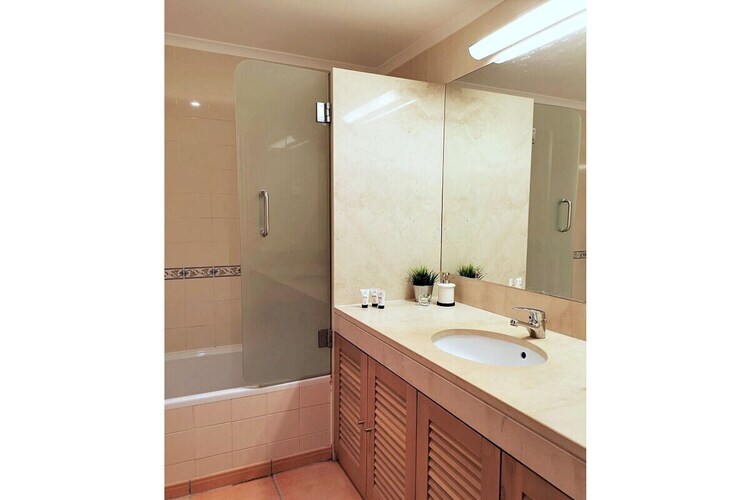 Maison 6 pers. avec 3 piscines à Quarteira - Photo 17